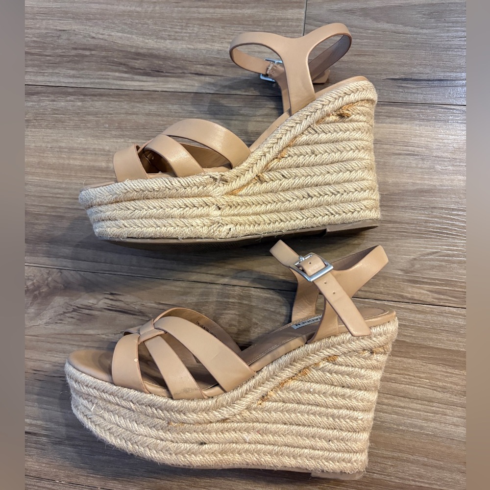 Steve Madden tan wedges size 8.5